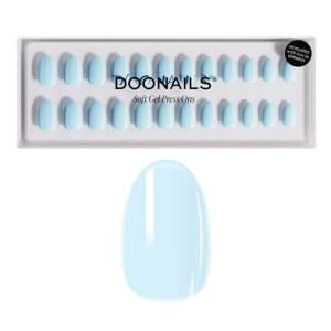 Doonails zachtgelfalse nagels in lichtblauw, perfect voor een stijlvolle en gebruiksvriendelijke manicure.