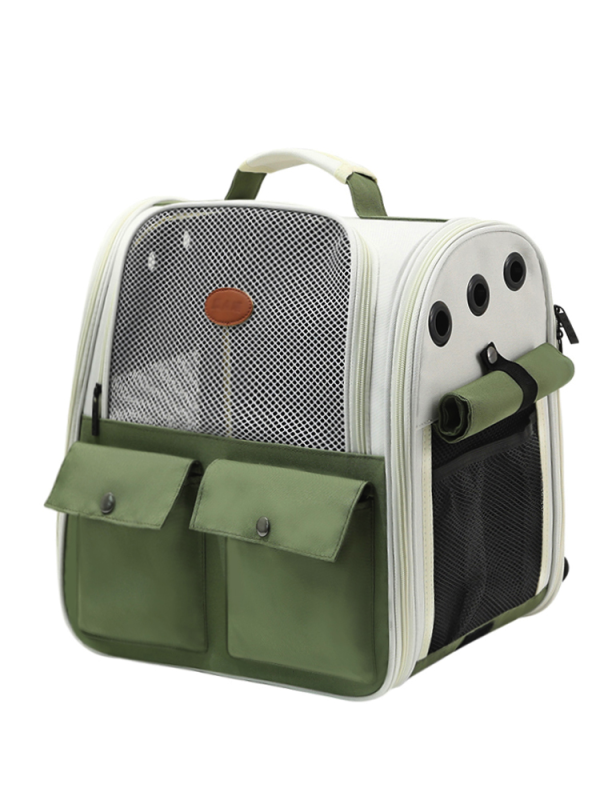 Groene draagtas met ventilatiegaas en voorvakken. Ideaal voor huisdieren, ontworpen voor comfort en gemak onderweg.