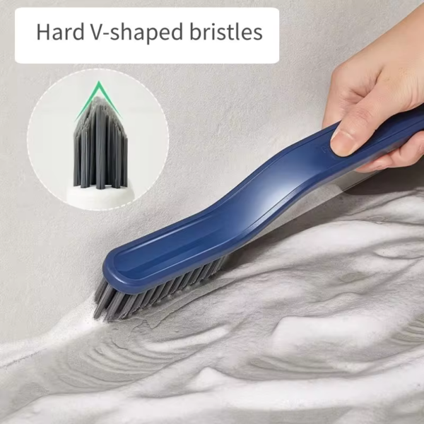 Hand reinigt mat met borstel met harde V-vormige haren voor effectieve dieptereiniging en vuilverwijdering.