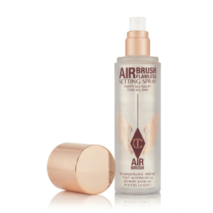 Airbrush Flawless Setting Spray voor langdurige makeup, blijft perfect zitten van dag tot nacht.