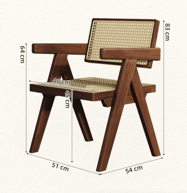 Houten stoel met armleuningen, rotan zitting en rugleuning. Maten: hoogte 83cm, breedte 54cm, diepte 51cm. Retro design.
