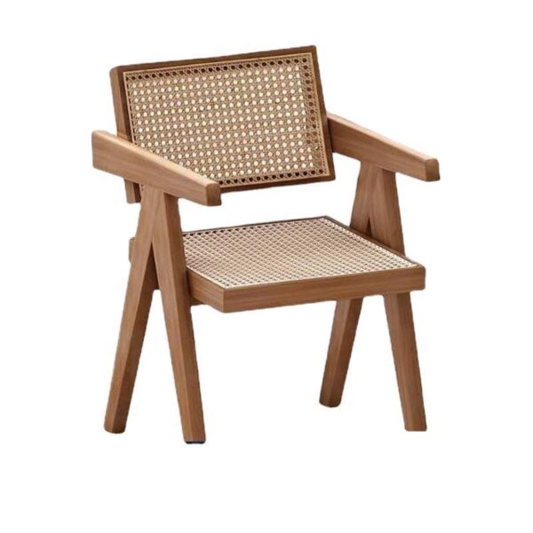 Houten stoel met gevlochten rieten zitting en rugleuning, ideaal voor een stijlvolle en comfortabele inrichting.