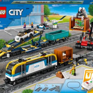 LEGO City vracht- en personenvervoer set 60336 met trein, wagons, auto's en accessoire elementen voor kinderen vanaf 7 jaar.