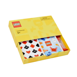 LEGO kaartspelset in gele doos met speelkaarten en zandloper, geschikt voor kinderen vanaf 6 jaar.