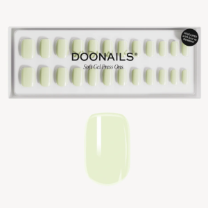 Doonails Soft Gel Press Ons in stijlvolle, frisse groen tinten voor perfecte nagels in een handomdraai.