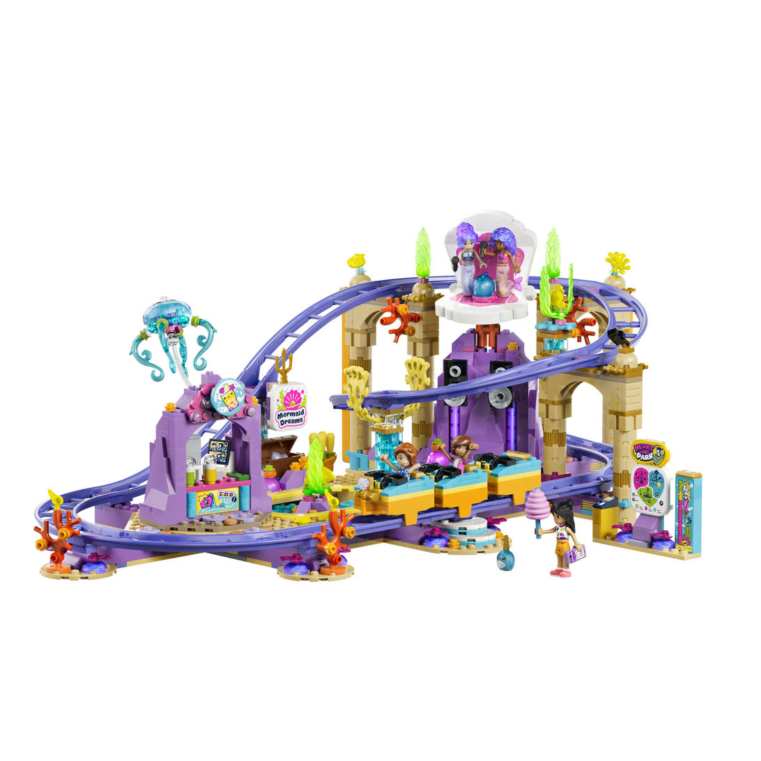 Kleurrijke pretparkset met attracties en figuren, geïnspireerd op een onderwaterwereld vol avontuur en creativiteit.